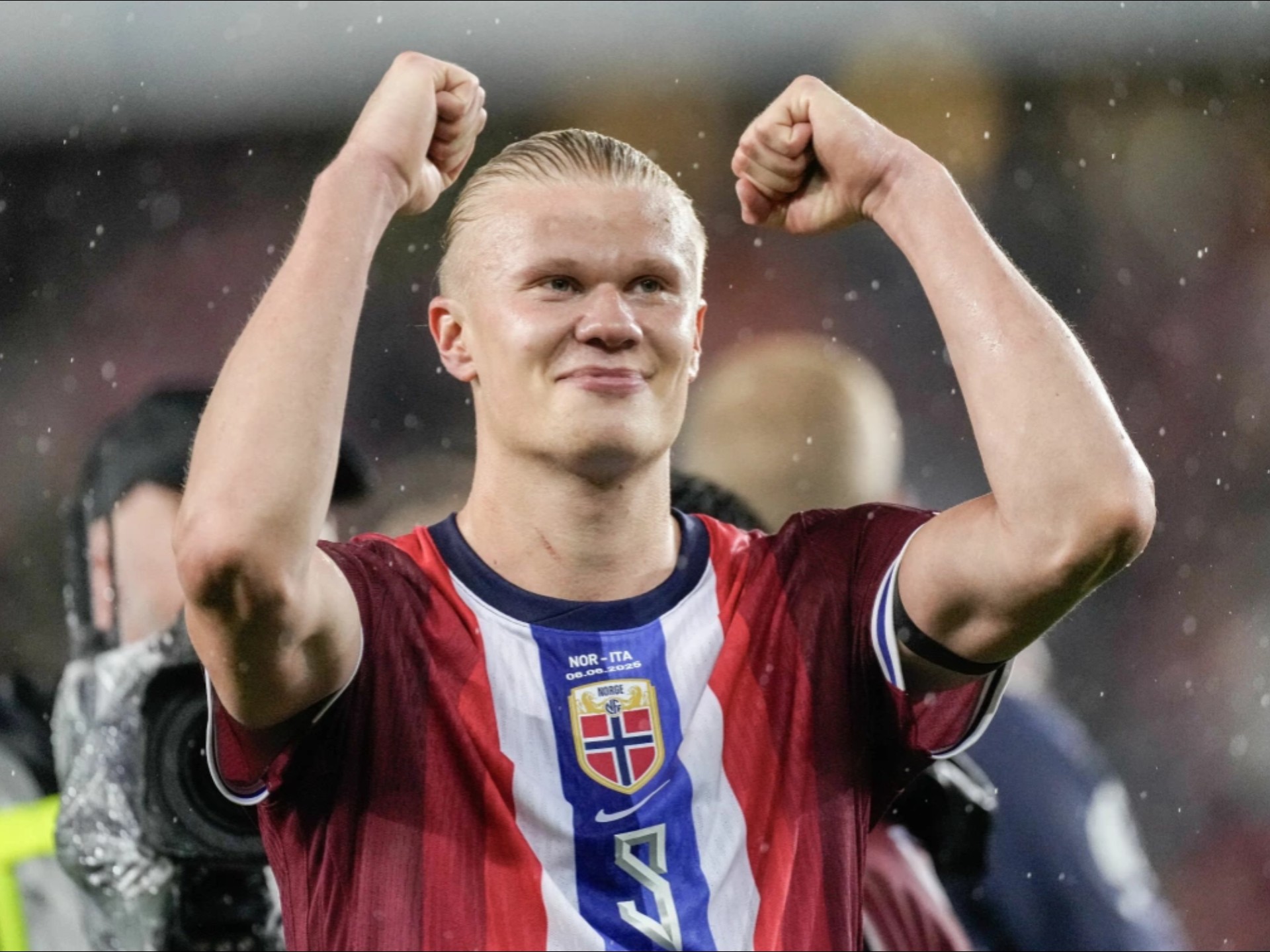 沃克＆乔治发挥出色，沃克半场16分已经刷新赛季新高