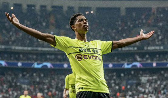 支持河南队，一河南球迷从航体骑三轮车前往足协杯决赛地苏州