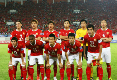 德天空：那不勒斯想签弗赖堡中场曼赞比顶替受伤的德布劳内