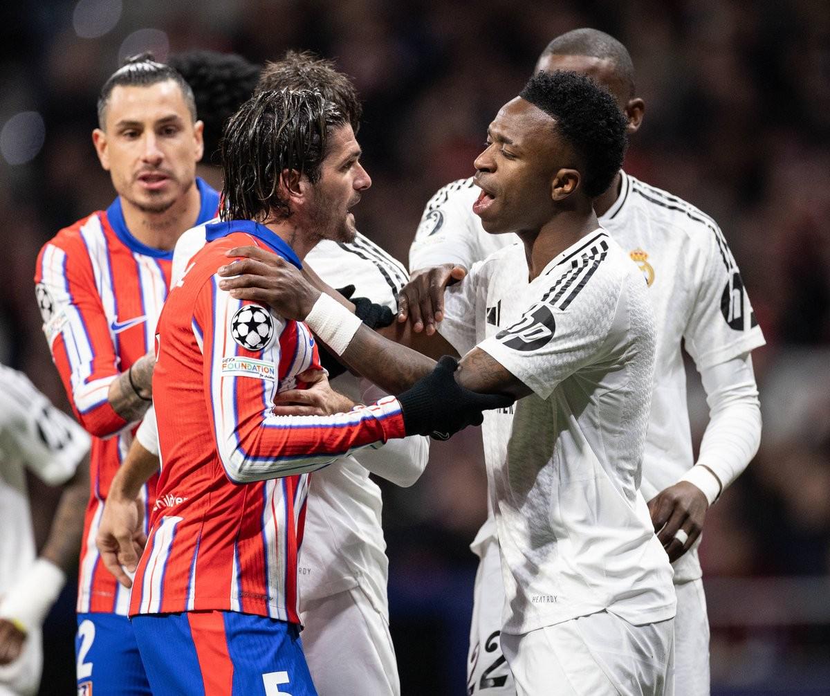 教练：你去给我盯住7号，“膏药式”防守的最高境界就是人盯人“你就说盯的死不死吧”