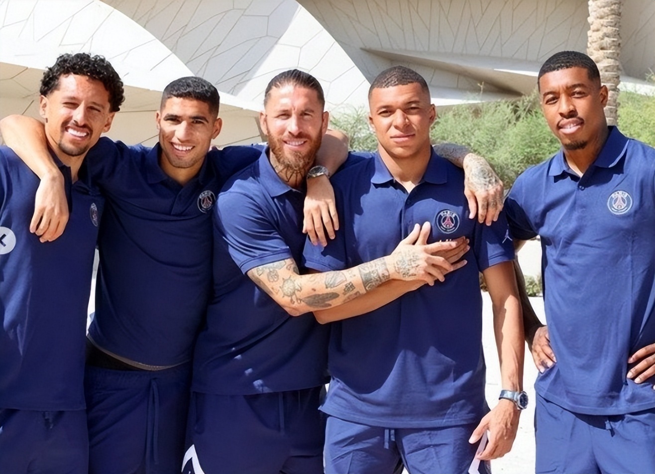 足球专项体能训练全解析（足球专项体能训练深度指南）